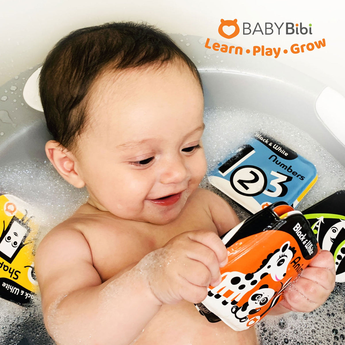 Black and White Bath Books